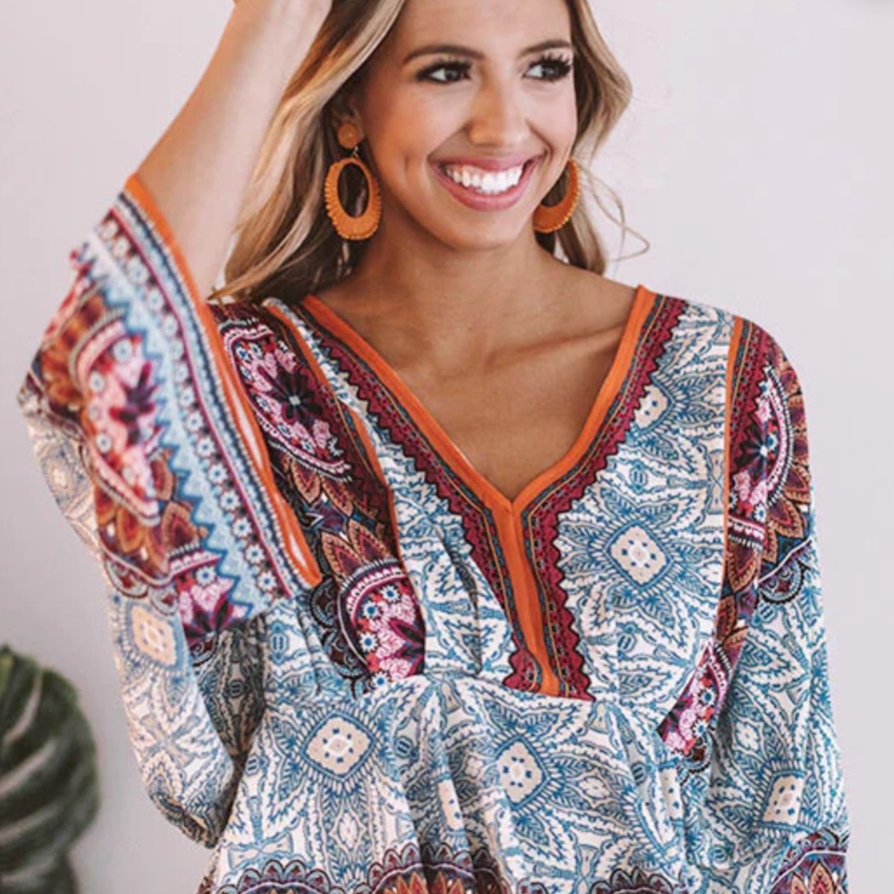 Flying Tomato Colorful Retro 3/4 Sleeve Peplum V-neck Top - Picture 1 of 12